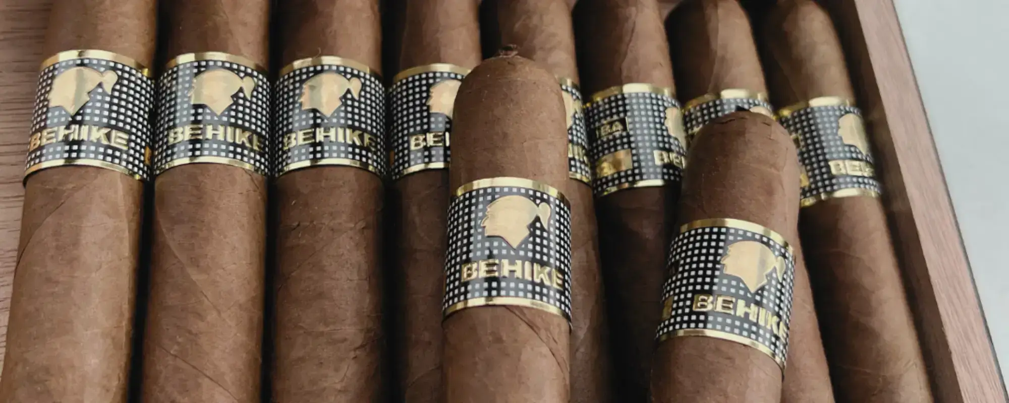 Cigarlands Judging a Cigar: Beyond the Band
